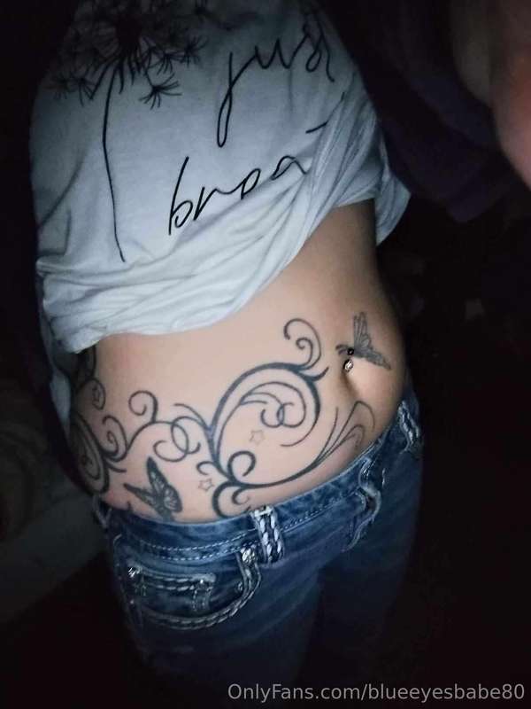 Just a peek of the belly😛