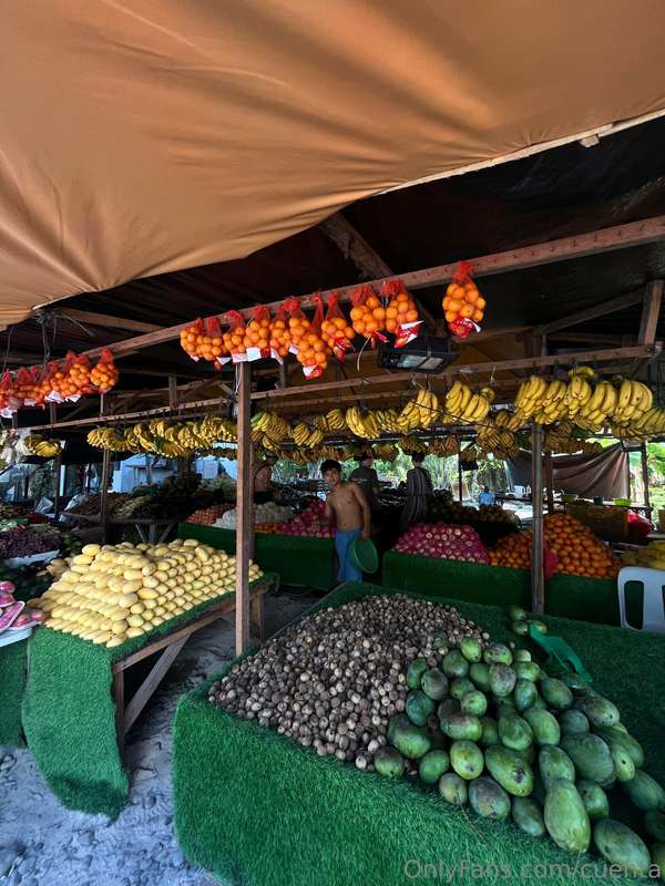 a comprar🍌🍊🍋🍉🥑🍍 3
