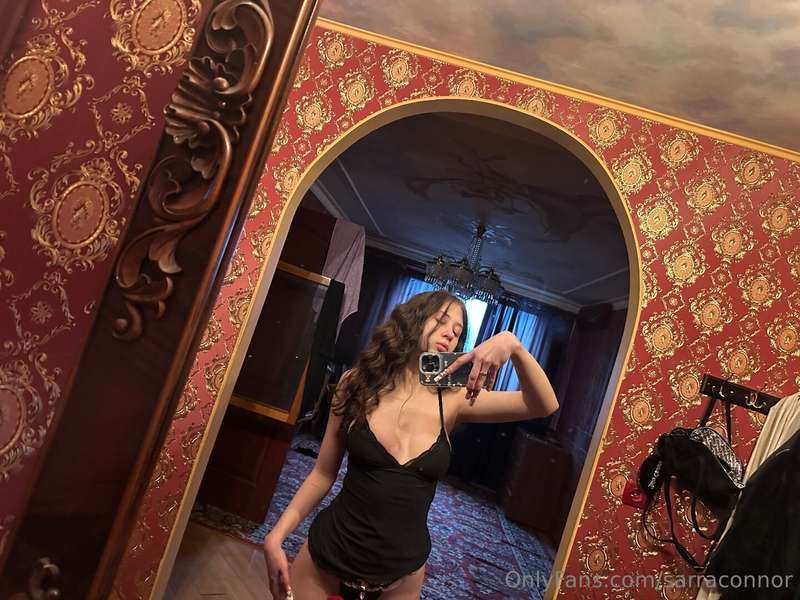 Let me distract you 👉@sweet.natalii Cute girl @sweet.natalii..