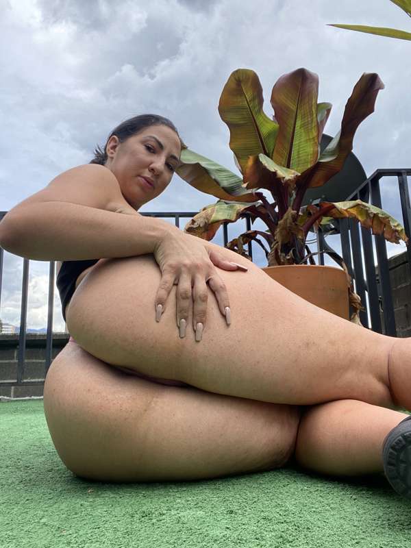 Damn I think my ass is getting bigger, What am I feeding it ..