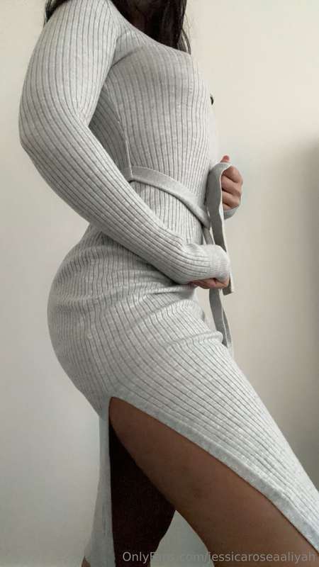 Do you approve of my outfit for tonight, daddy? 🤭I think it .. 2