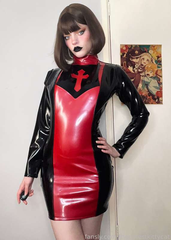 Thecutestkittycat - Fansly - 01 Nov, 2022