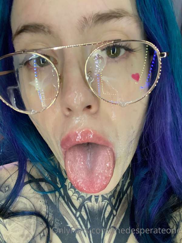 Aftermath of 2 cocks 😏😏