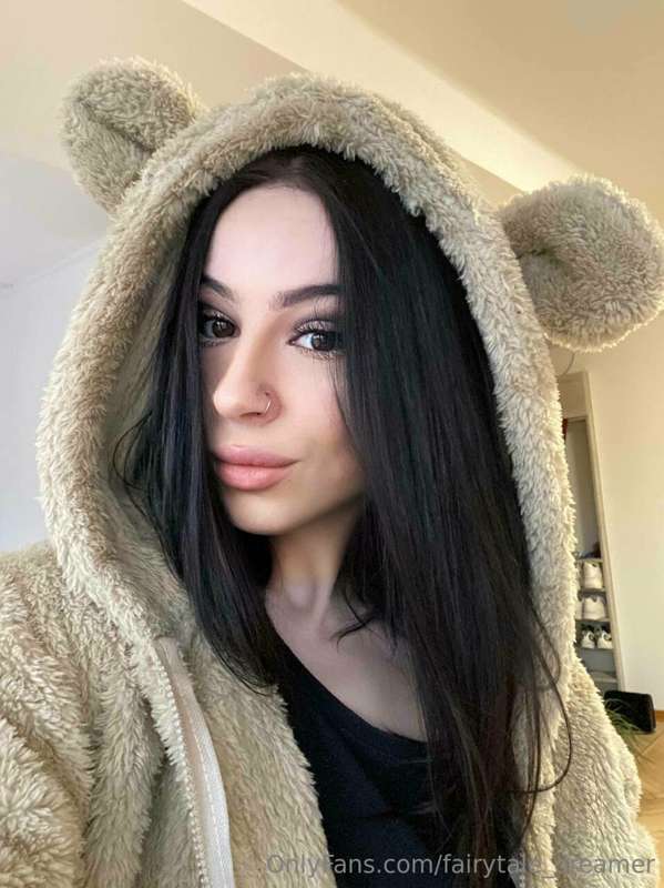 I can’t decide who I want to dress up this year, but maybe t.. 2