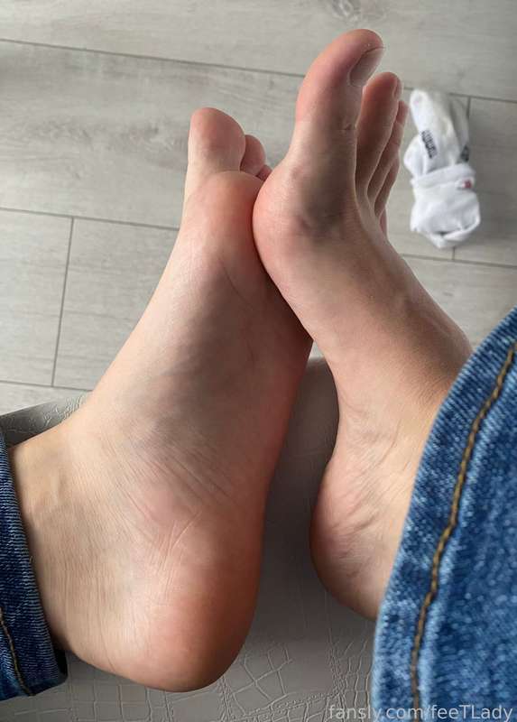 Feetlady - Fansly - 05 Jun, 2023