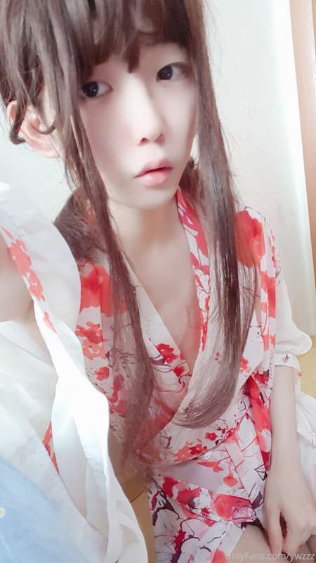 im going to buy a transparent color dildo
and few new cloth 3