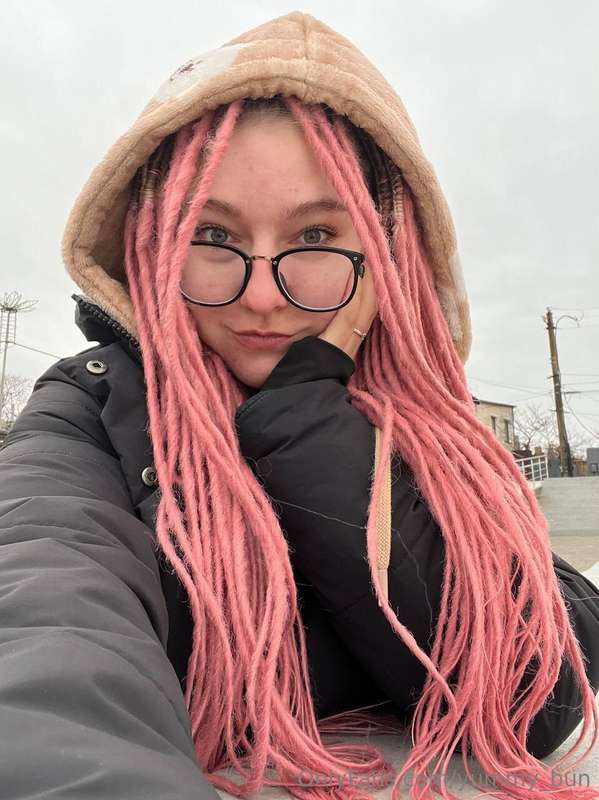 What will you choose winter or summer?🥰