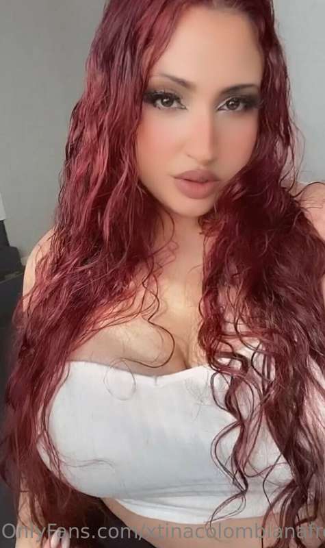 😈 I love spreading my pussy and my ass cheeks for my VIP sub..