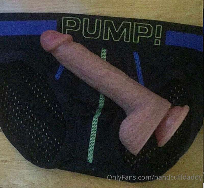 Just a reminder you can buy a mould of my cock 😬🍆💦 1