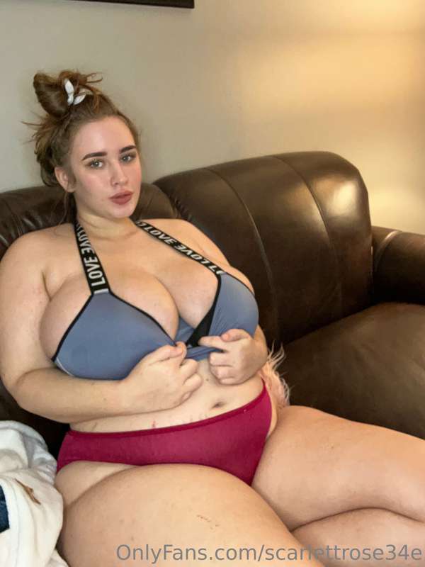 I need a good tittyfucking 😈🥵