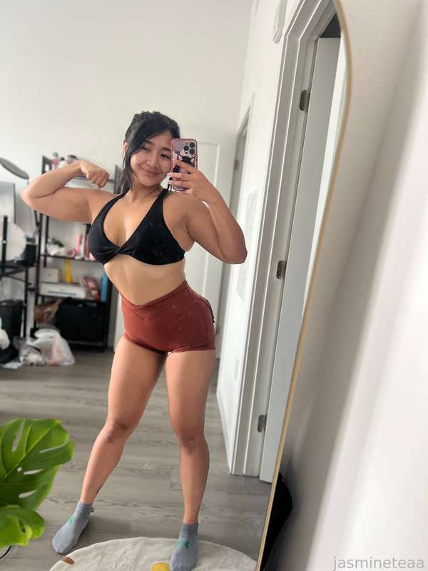 Jasmineteaa - Fansly - 19 May, 2024