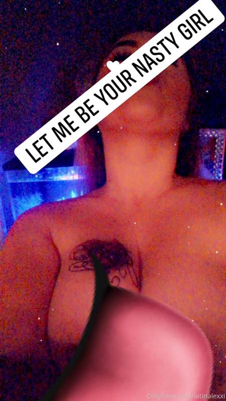 I’m so hot 🔥 it’s my wet pussy that gets me feeling like thi..