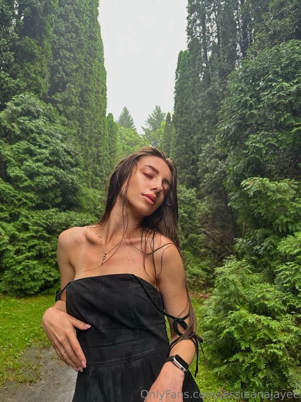💖 𝐅𝐑𝐄𝐄𝐄𝐄 𝐒𝐔𝐁𝐒𝐂𝐑𝐈𝐏𝐓𝐈𝐎𝐍 💖 👉🏻 @nikacosdreams 🔥Baby girl @nikaco..
