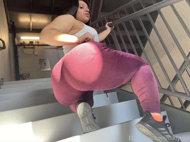 Happy Mother’s Day! Mama Nix brings some gifts! If you cum t.. 7
