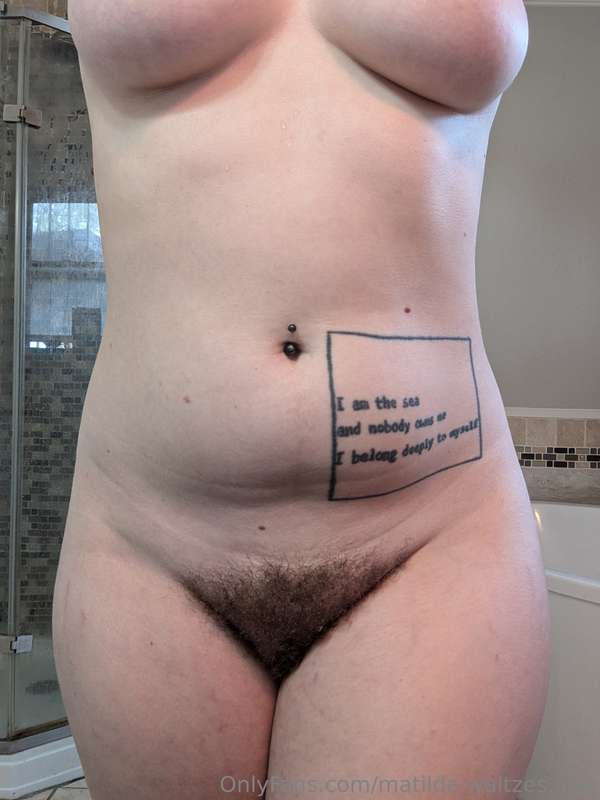 Gotta shave the bush for a show this weekend so she deserved..