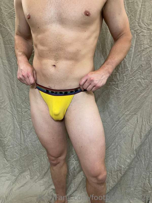 Corporal in yellow! 13
