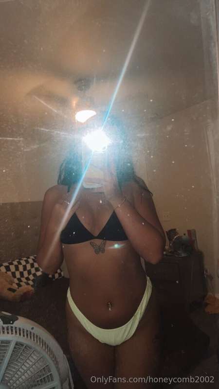 Honeycomb2002 - Onlyfans - 02 Sep, 2024