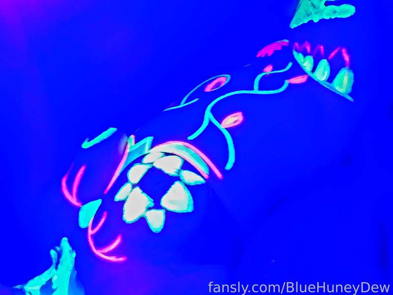 Bluehuneydew - Fansly - 06 Jul, 2022 1