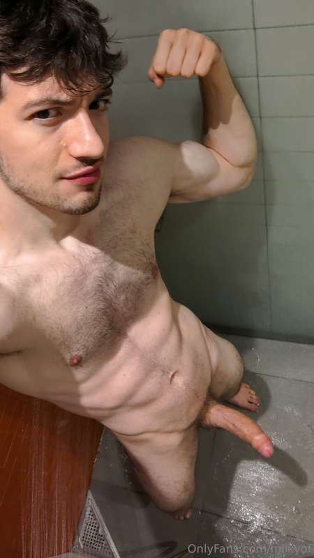 Horny shower pics #2 2