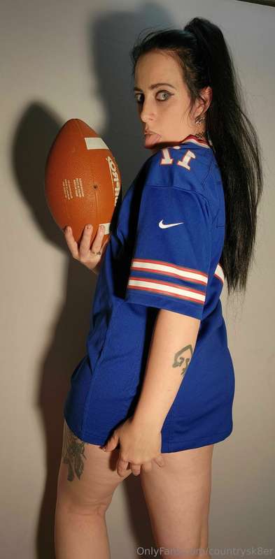 If ur into football (; 16