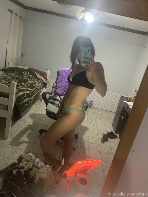 Do you like my outfit? 5