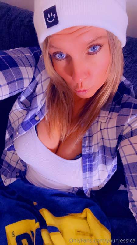 outfit check :)