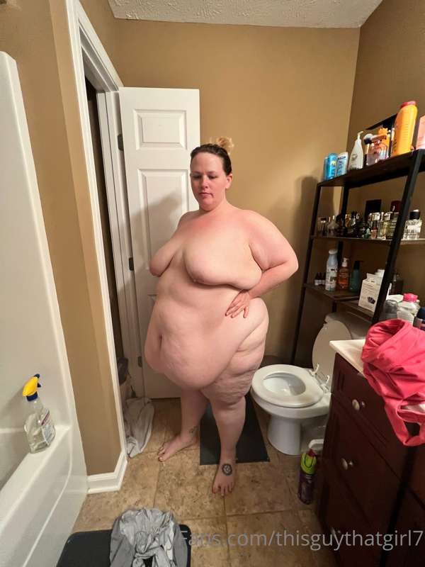 A little pre-shower action on a Monday night. Hope you like .. 5