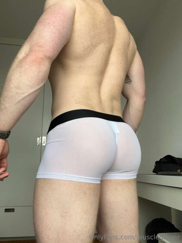 Click ❤️ for another bottoming vid