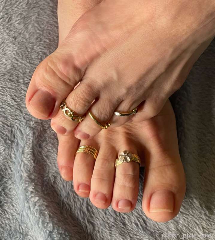 Do you enjoy bare toes? 1