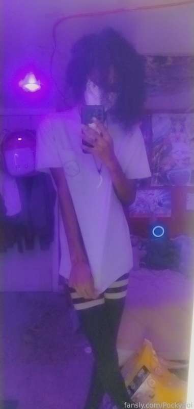 Pockyboi - Fansly - 17 Aug, 2022