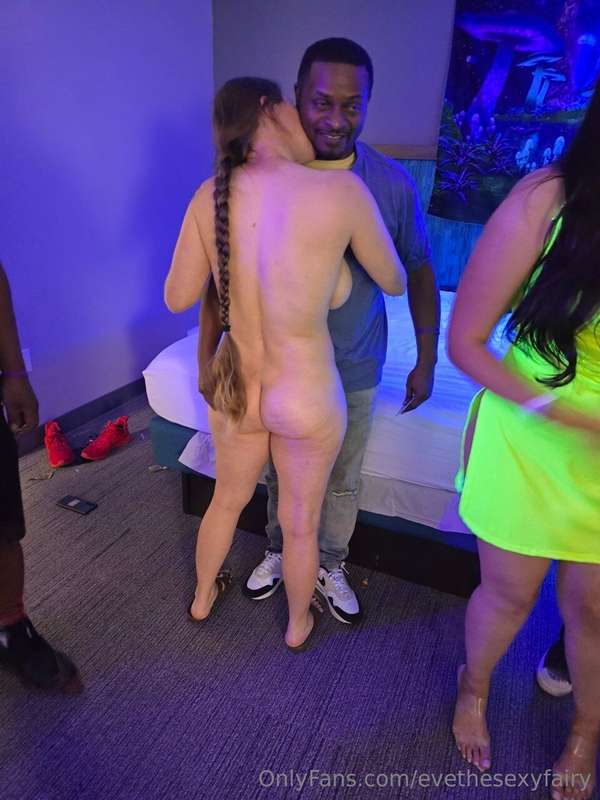 The party was tons of fun! I didn't end up doing airtight or.. 1