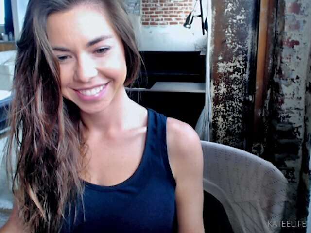 😊