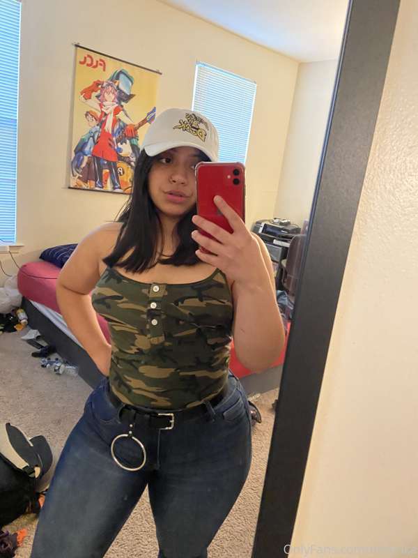 What do you think about me in jeans, Daddy? I need more huh?.. 10