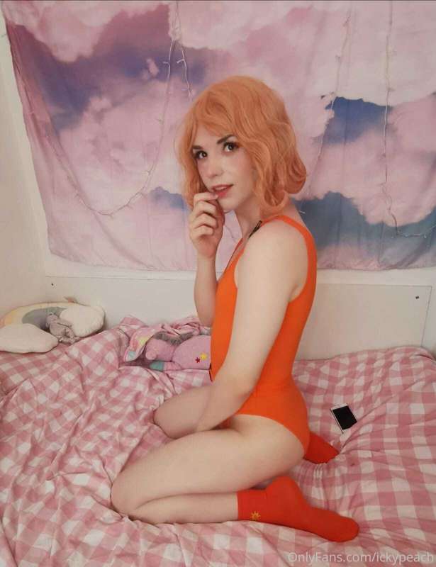 I feel like a little lifeguard in this one piece !☺️
Maybe w.. 3