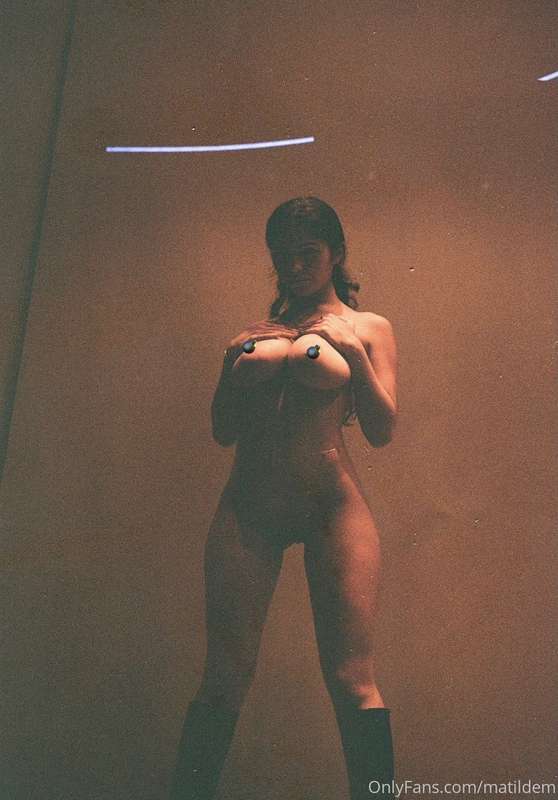 I'm craving some naughty fun tonight. Wanna make it hot and ..