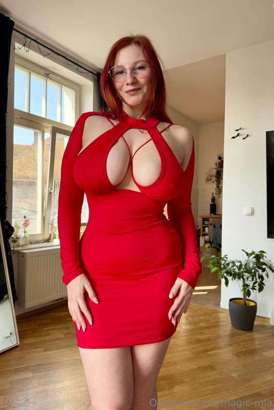 Which of these 3 outfits you like the most? I would love to .. 3