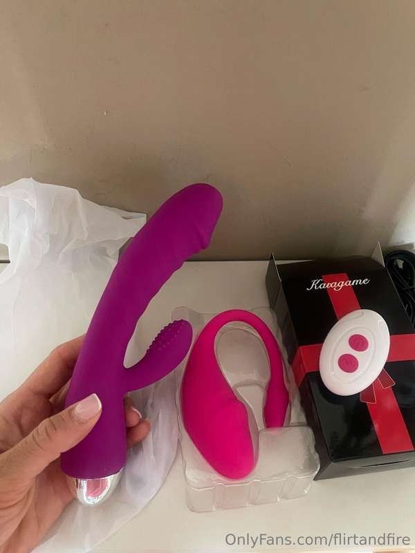 Just got some new toys… Are u ready to play?🥵💦Write me a DM ..