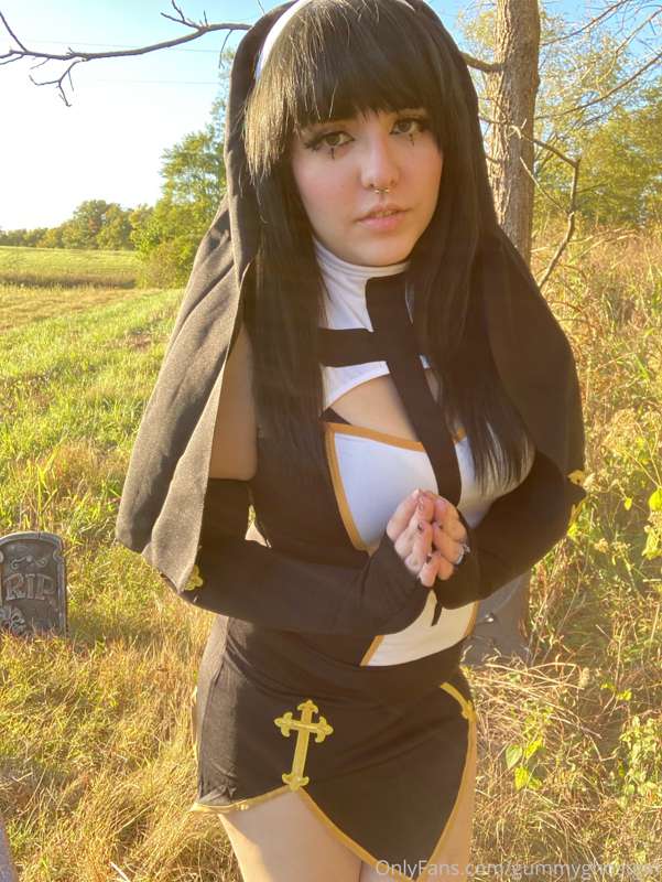 Forgive me for I have sinned 🖤 3