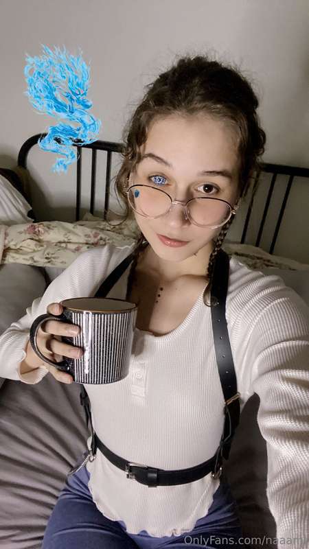coffee time, do you like coffee?🙈

@naaami
