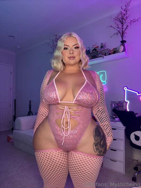 I know you have a strong urge to touch yourself 🥵 I'll make ..