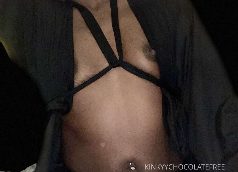 💦Petite Ebony Slut Loves To Get Her Nipples Sucked On. Titts..