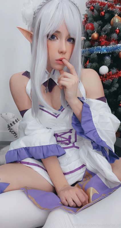 Little slutty Emilia wants your likes ❤️
*I shoot all your c.. 2