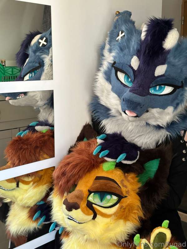 My first pictures with our new suits !  Say Welcome to Fugam.. 24