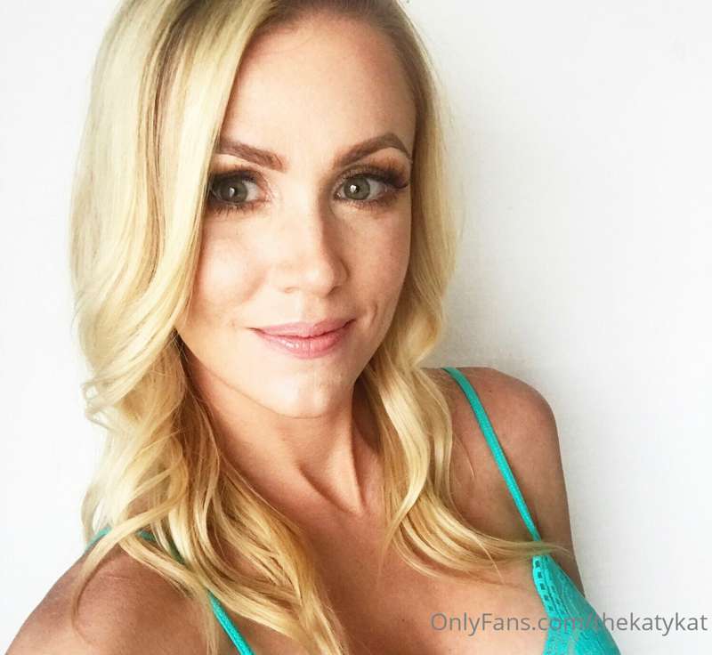 Thekatykat - Onlyfans - 07 May, 2022