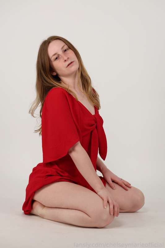 Chelseymarieofficial - Fansly - 04 May, 2025 20