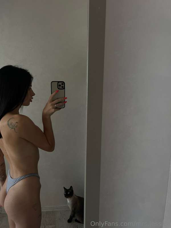 me and my pussy🥰