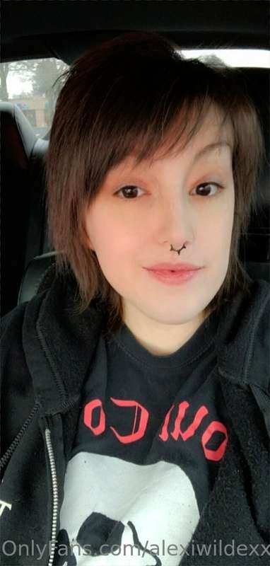 Alexiwildexxx - Onlyfans - 30 Oct, 2023