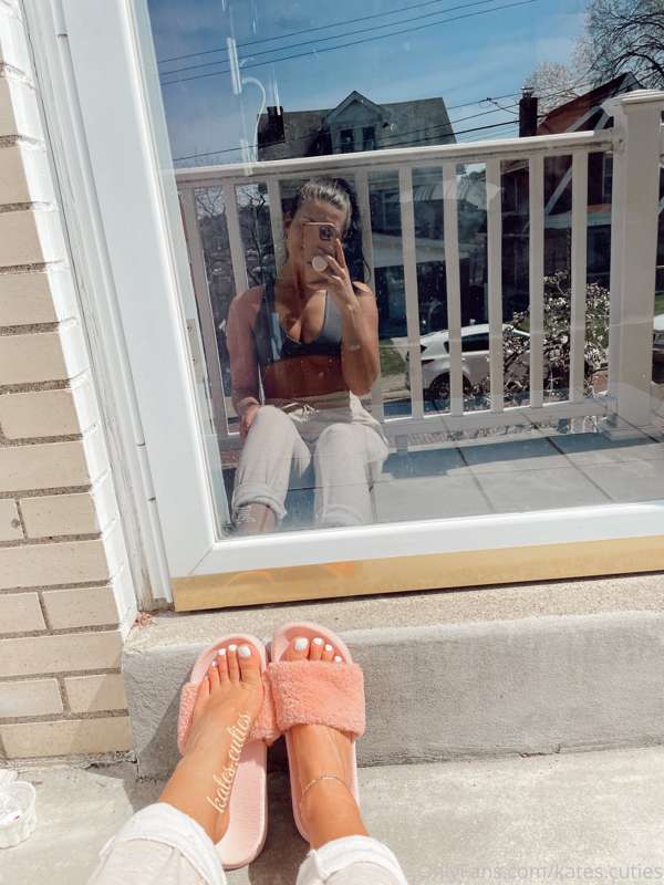 Enjoying this beautiful day☀️🤍