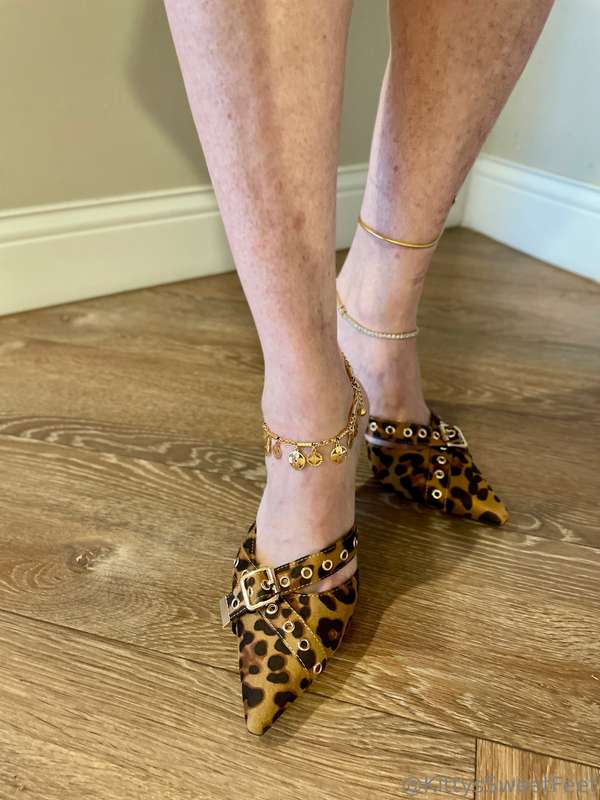 My Cheetah print shoes make me feel like I’m strolling on th.. 4