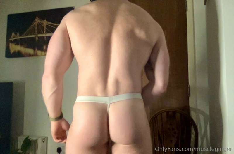 click ❤️ for some more ass play content 🍑